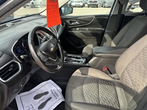 Used 2019 Chevrolet Equinox LT w/ Driver Convenience Package image 24