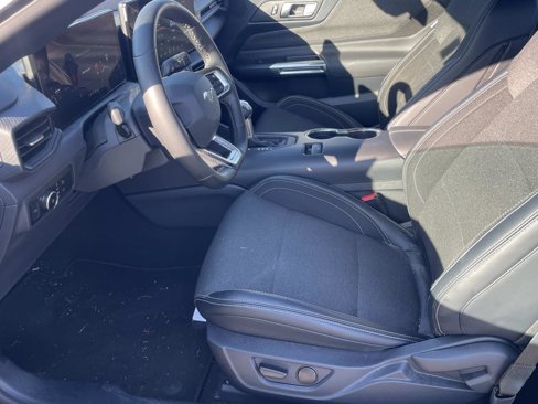 Used 2024 Ford Mustang Coupe image 13