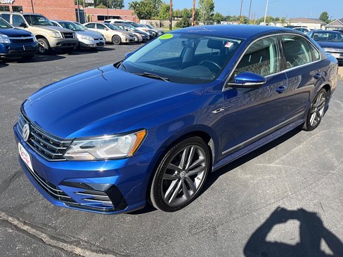 Used 2017 Volkswagen Passat 1.8T R-Line image 4