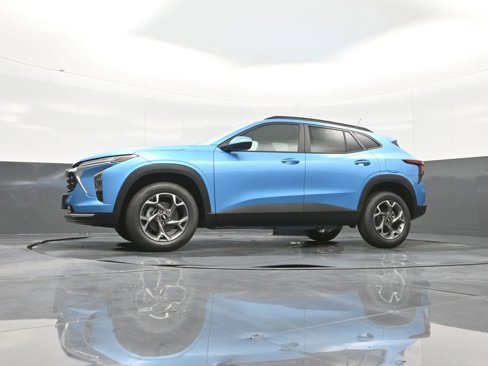 New 2025 Chevrolet Trax LT w/ Driver Confidence Package image 22