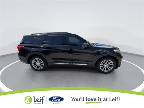 Used 2020 Ford Explorer XLT w/ Equipment Group 202A image 12