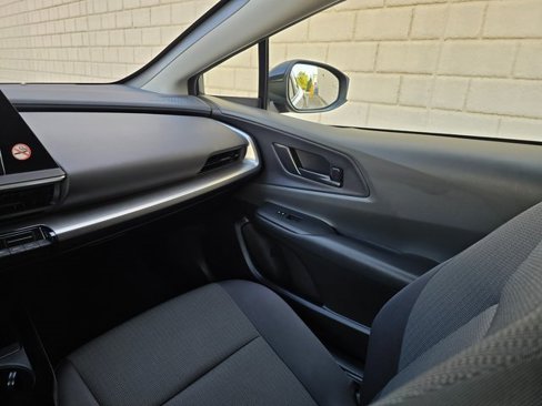 Used 2023 Toyota Prius LE image 21