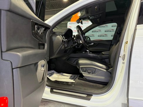 Used 2017 Audi Q7 3.0T Premium Plus image 34