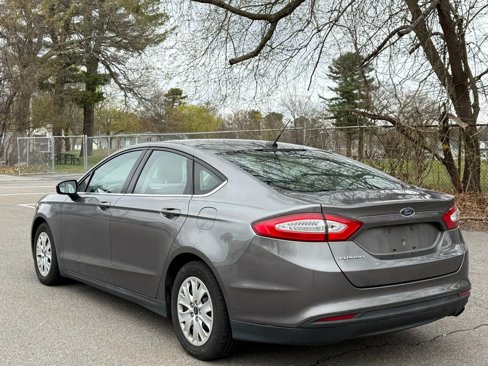 Used 2013 Ford Fusion S image 7
