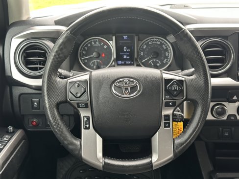 Used 2022 Toyota Tacoma SR5 image 36