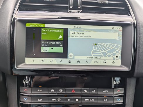 Used 2020 Jaguar F-PACE Premium image 13