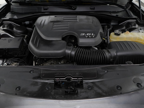 Used 2018 Dodge Charger GT image 28