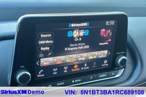 Used 2024 Nissan Rogue SV image 33