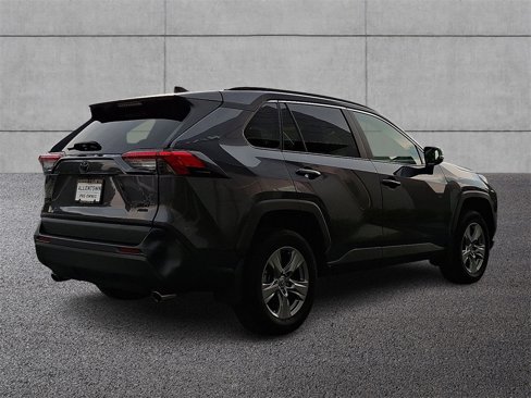 Used 2024 Toyota RAV4 XLE image 4