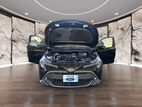 Used 2019 Toyota Corolla XSE image 3