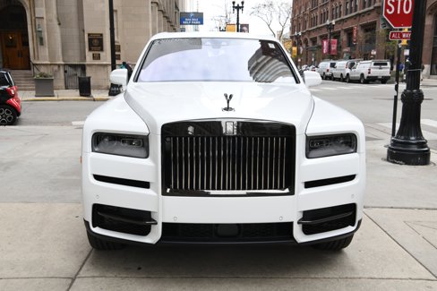Used 2024 Rolls-Royce Cullinan Black Badge image 2