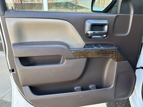 Used 2016 Chevrolet Silverado 1500 LT w/ Texas Edition image 10