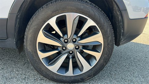 Used 2022 Buick Encore Preferred w/ Safety Package image 34