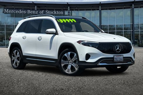 Certified 2024 Mercedes-Benz EQB 300 4MATIC image 2