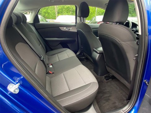 Used 2024 Kia Forte LXS image 11
