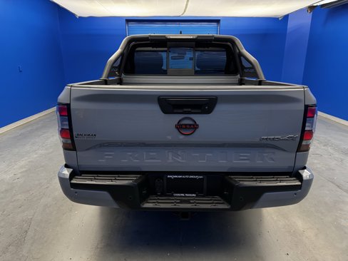 Used 2022 Nissan Frontier PRO-4X w/ Pro-4X Premium Package image 6