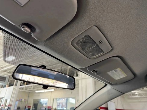 Used 2010 Toyota Corolla S image 30