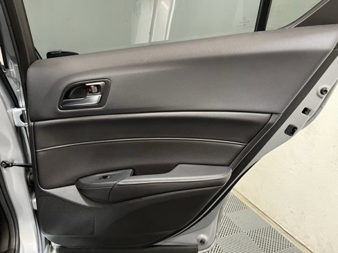 Certified 2020 Acura ILX w/ Premium Package image 18