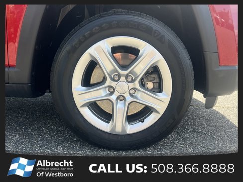 Certified 2023 Jeep Compass Latitude w/ Convenience Group image 32