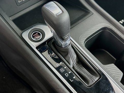 Used 2022 Nissan Sentra SV w/ Trunk Package image 23
