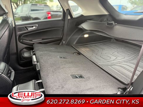 Used 2022 Ford Edge SEL w/ Convenience Package image 18