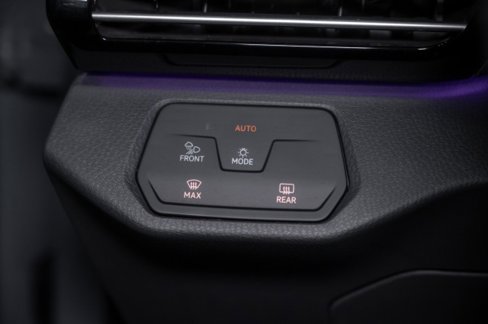 Used 2023 Volkswagen ID.4 Pro S image 16