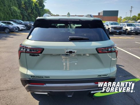 New 2026 Chevrolet Equinox ACTIV w/ Safety and Technology Package image 6