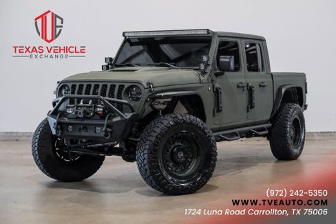 Used 2021 Jeep Gladiator Sport image 1