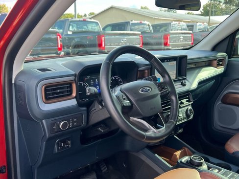 Used 2022 Ford Maverick Lariat w/ Equipment Group 500A Standard image 12