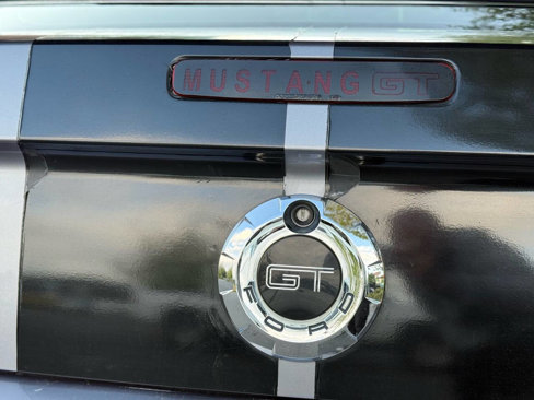 Used 2006 Ford Mustang GT Premium image 23