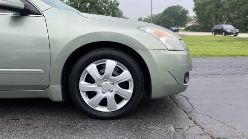 Used 2008 Nissan Altima 3.5 SE w/ Technology Pkg image 9