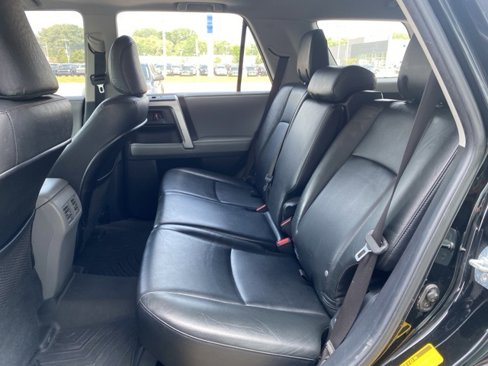 Used 2013 Toyota 4Runner SR5 image 10