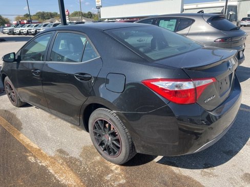 Used 2014 Toyota Corolla LE image 4