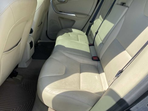 Used 2015 Volvo XC60 T5 Premier Plus image 24