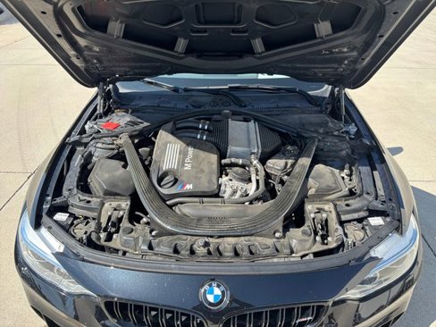 Used 2016 BMW M4 Convertible image 34