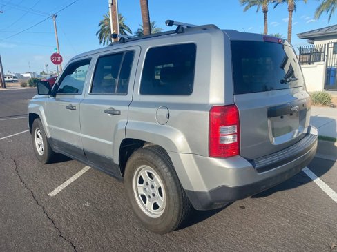 Used 2015 Jeep Patriot Sport image 21