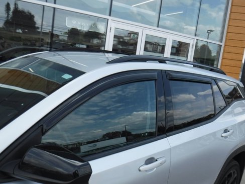 Used 2021 GMC Terrain SLE w/ Driver Convenience Package image 3