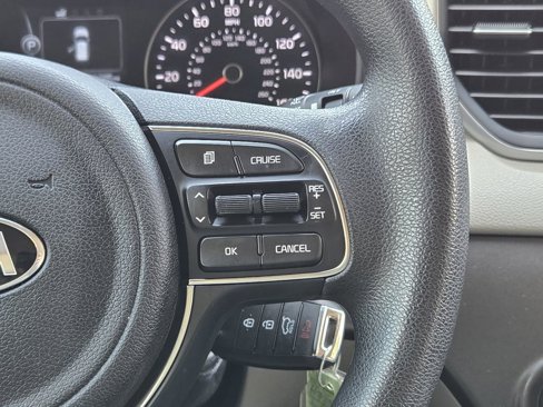 Used 2017 Kia Sportage LX image 31