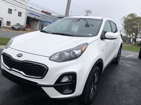 Used 2022 Kia Sportage LX image 5