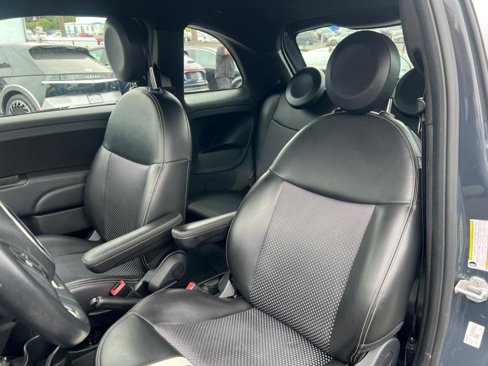 Used 2018 FIAT 500 e w/ Esport Package image 17