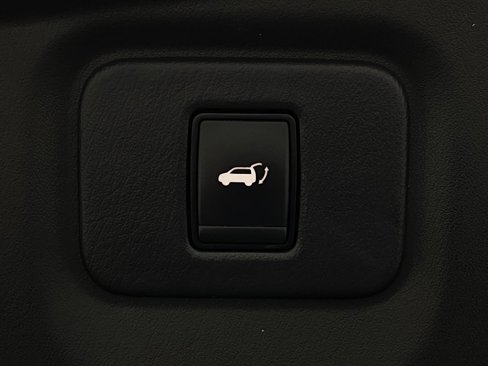 Used 2016 Nissan Pathfinder SL image 7