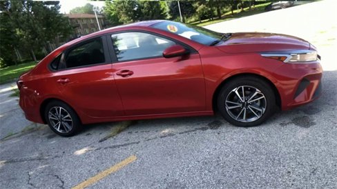 Certified 2023 Kia Forte LXS image 4