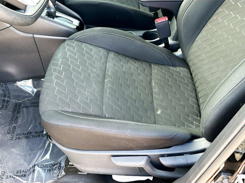 Certified 2021 Nissan Kicks S image 18