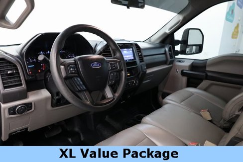 Used 2017 Ford F250 XL w/ Power Equipment Group image 7