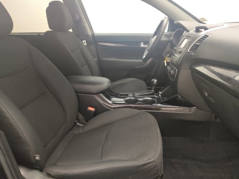 Used 2015 Kia Sorento LX image 21