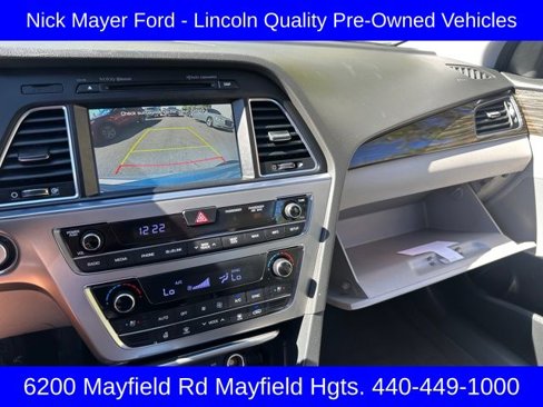 Used 2016 Hyundai Sonata Limited w/ Option Group 05 image 19