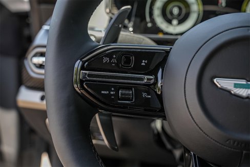 New 2025 Aston Martin V8 Vantage Coupe image 25