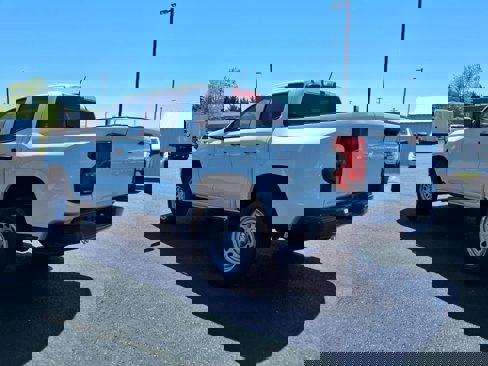 New 2025 Chevrolet Colorado W/T image 4