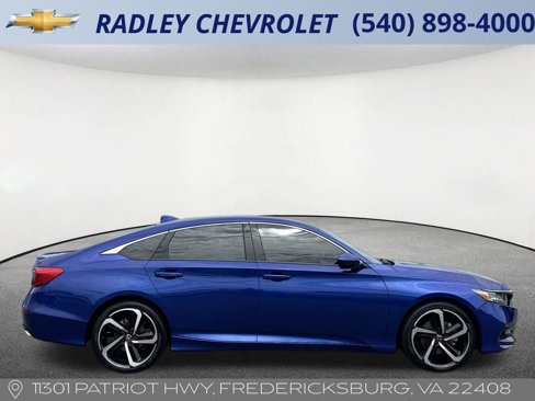 Used 2019 Honda Accord Sport image 6