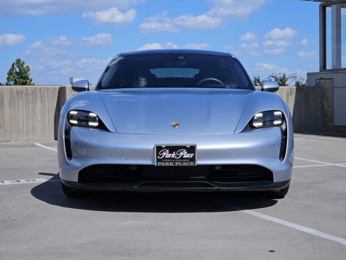 Certified 2022 Porsche Taycan image 11